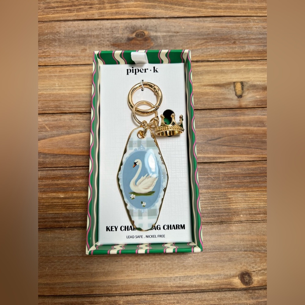 Piper-K Swan Bag Charm/Keychain with Crown Charm